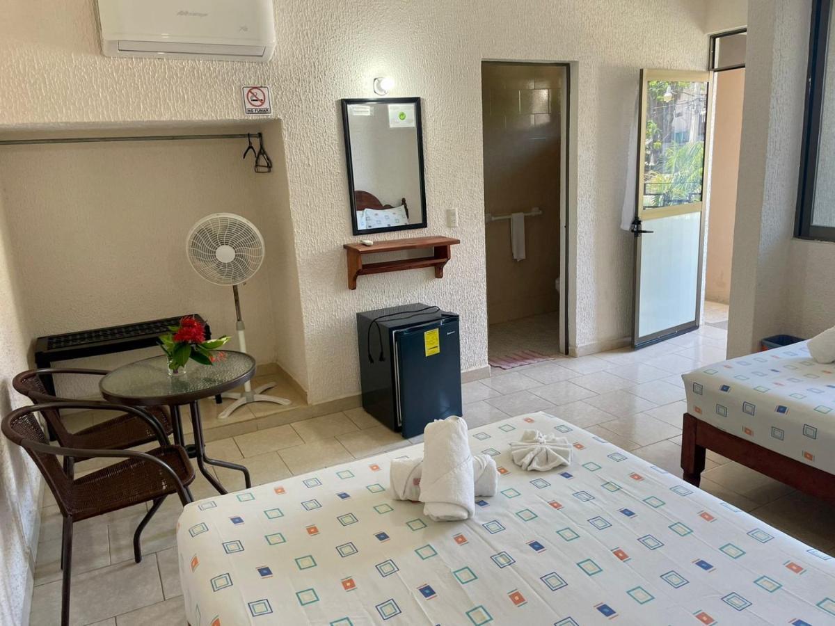 פוארטו אסקונדידו Hotel Bigu מראה חיצוני תמונה