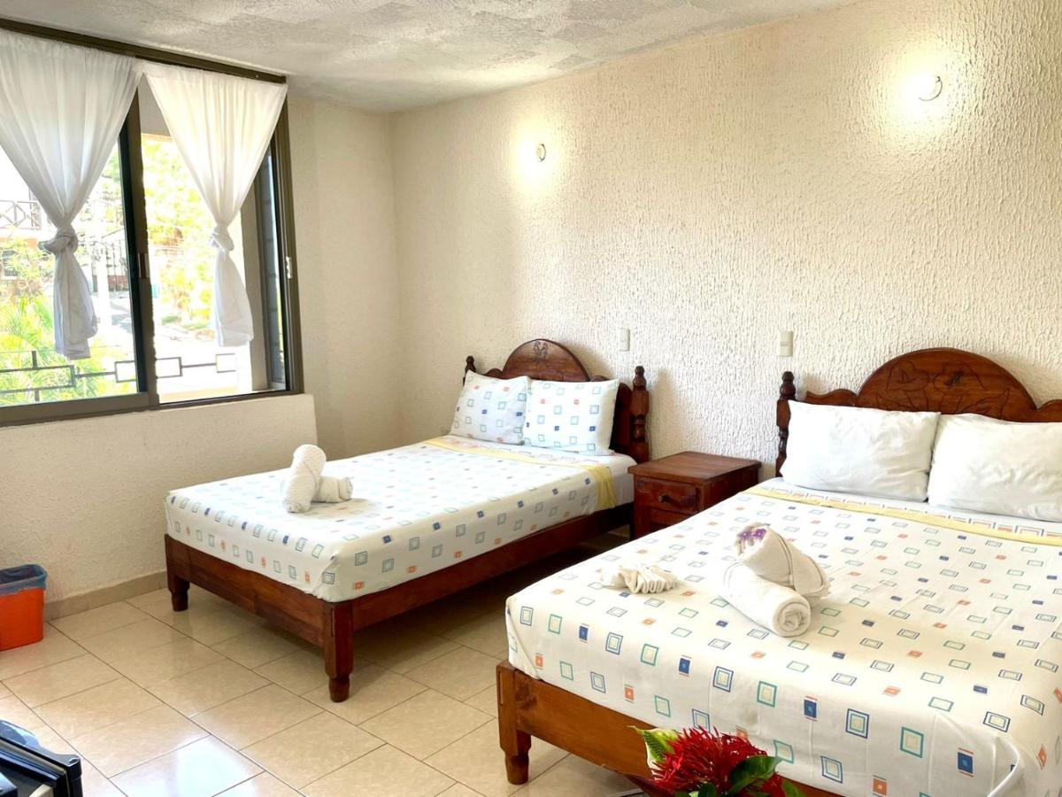 פוארטו אסקונדידו Hotel Bigu מראה חיצוני תמונה
