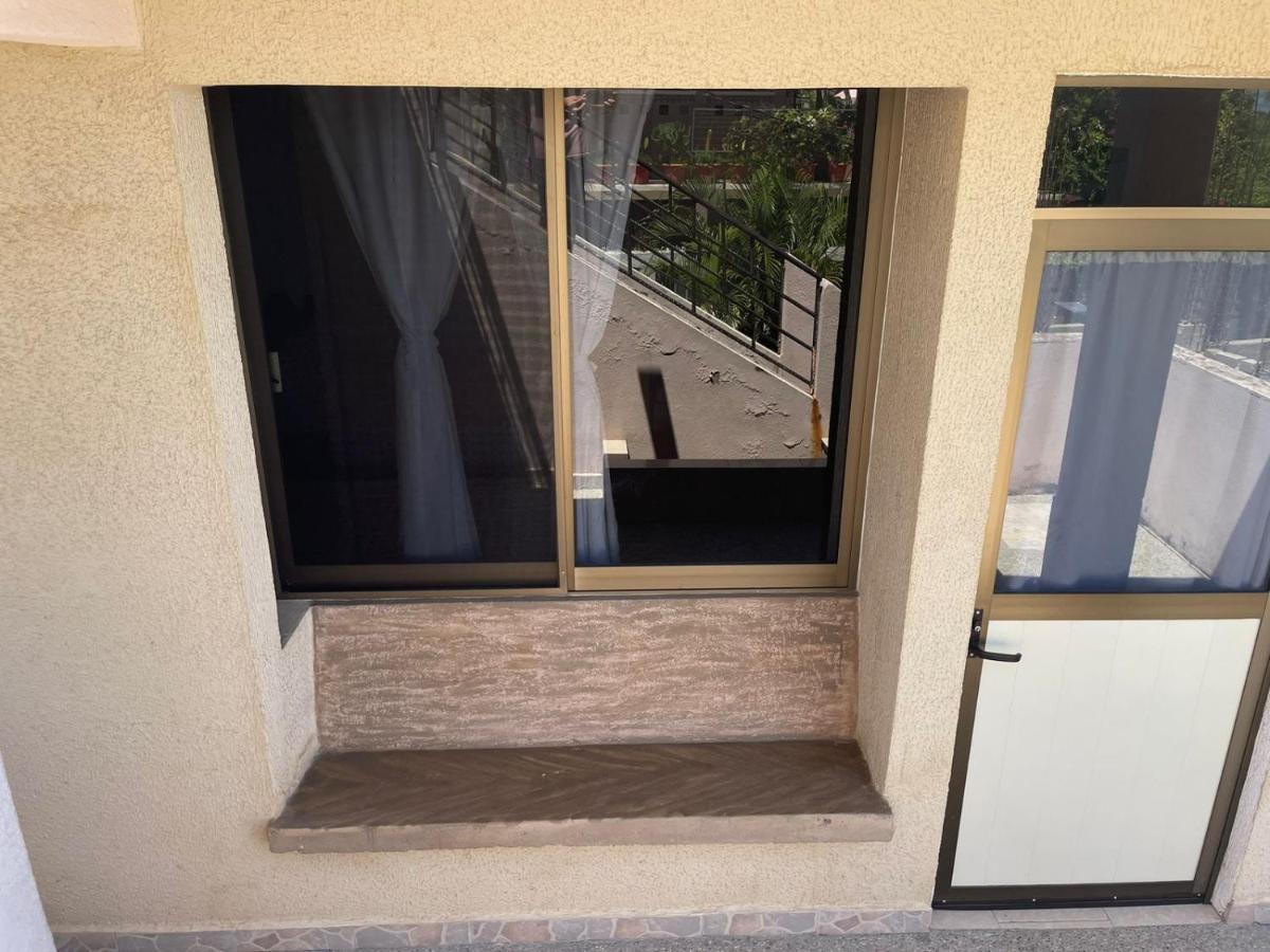 פוארטו אסקונדידו Hotel Bigu מראה חיצוני תמונה