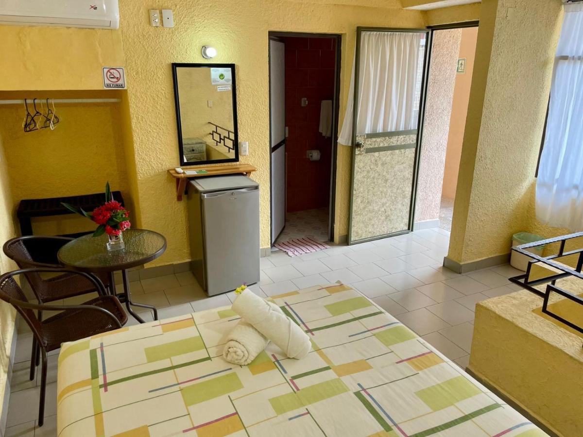 פוארטו אסקונדידו Hotel Bigu מראה חיצוני תמונה