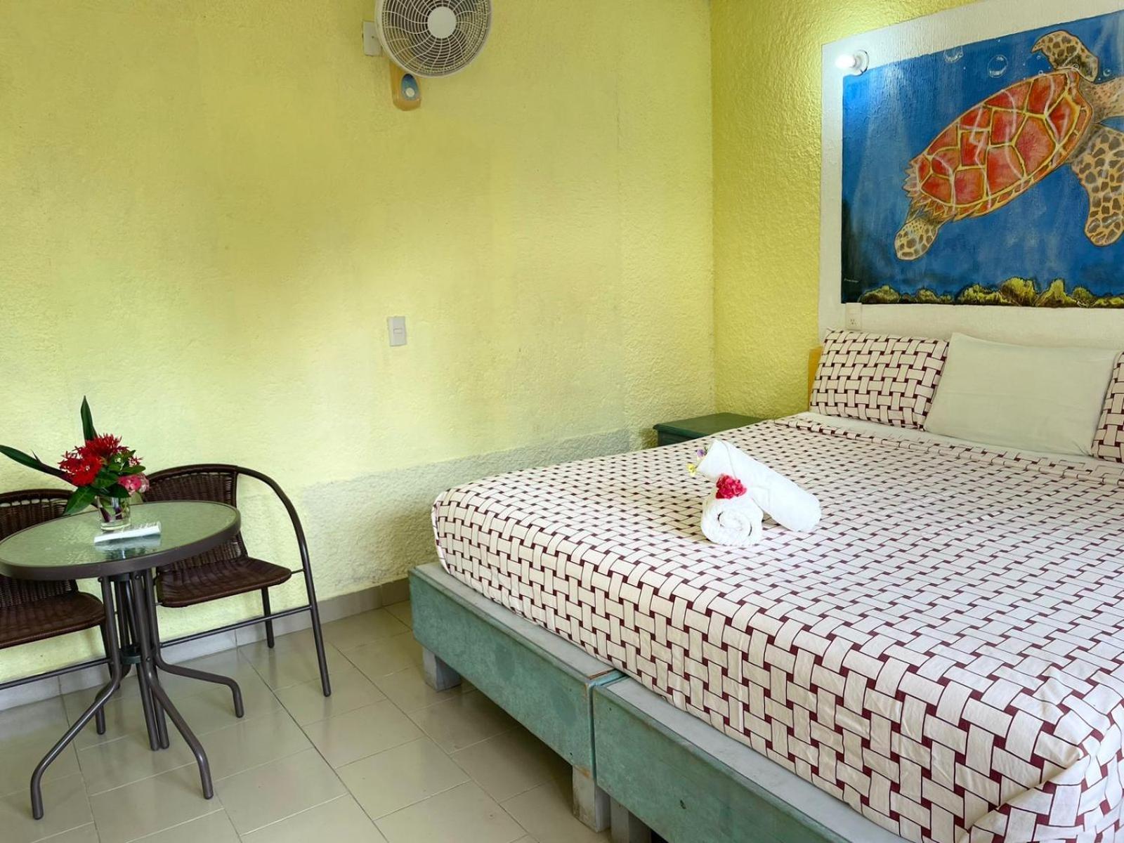 פוארטו אסקונדידו Hotel Bigu מראה חיצוני תמונה